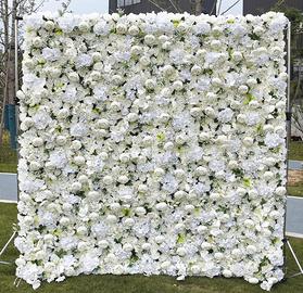 Pannello fiori artificiali bianco e foglie verdi