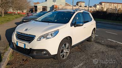 Peugeot 2008 Allure 1.6 BlueHDi 100cv