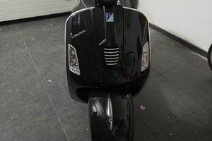 Vespa GTS 300 Super (2012) - Condizioni Perfette