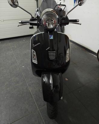 Vespa GTS 300 Super (2012) - Condizioni Perfette