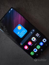 Samsung Galaxy S22 ULTRA 5G