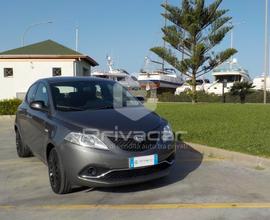 LANCIA Ypsilon 1.2 69 CV 5 porte S&S Gold