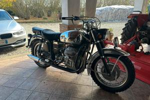 Moto Guzzi 850 GT 1972 libretto e targa originali