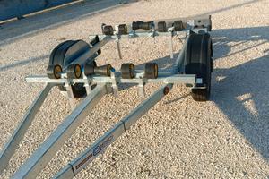 Rimorchio Cresci x barca 750 kg nuovo euro 1900