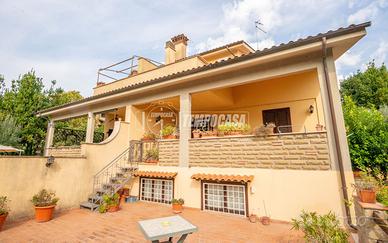 VILLA AMPIA METRATURA BUONE CONDIZIONI