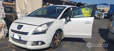 Ricambi Peugeot 5008 2.0 D del 2011 motore RHE