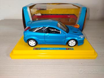 Ford Focus 1/24 Burago Bburago Vintage 