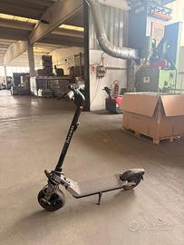 Monopattino ninebot segway e3 pro