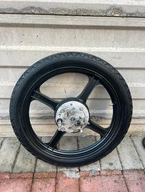 Cerchi e gomme complete per piaggio si / ciao