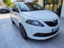 lancia-ypsilon-1-0-firefly-5p-hybrid-platino