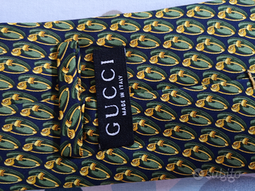 Cravatta uomo gucci originale