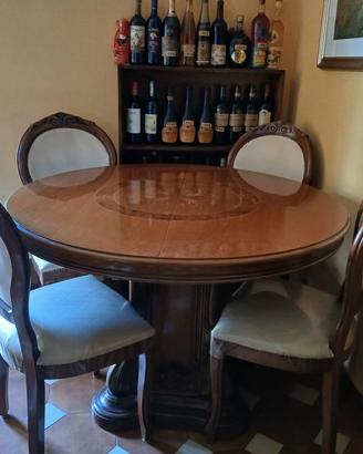 tavolo con sedie