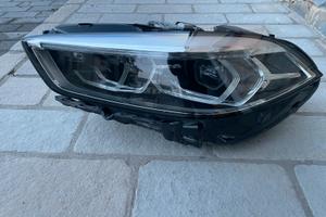 Faro siniatro Bmw F40