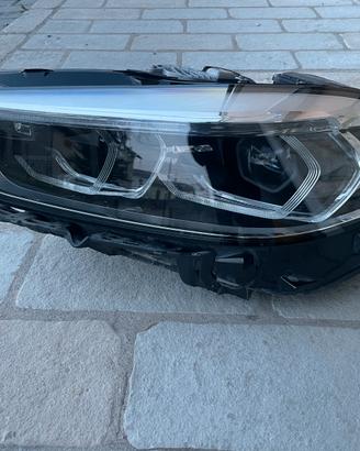 Faro sinistro Bmw F40