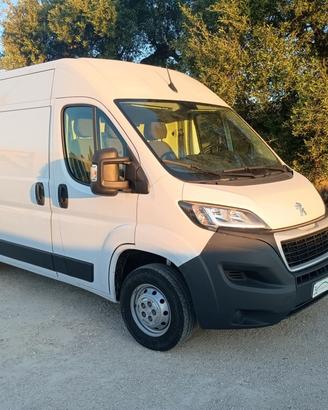 Peugeot Boxer 35Q L2H2 2.2 BHDi 140cv