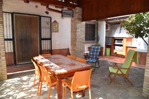 Villetta SARIGIUSI a 300mt dal mare