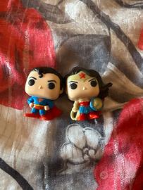 Coppia mini funko pop tema supereroi