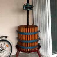 Pressa manuale vino