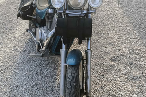 Moto Suzuki Intruder 600