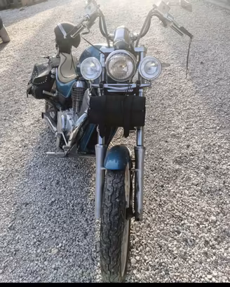 Moto Suzuki Intruder 600