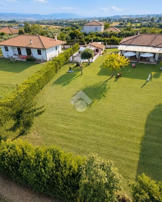 VILLA SINGOLA A GIULIANOVA
