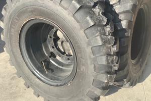 Gomme escavatore 11,00-20 e 9,00-20