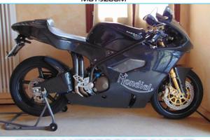 Mondial Piega Carbonio