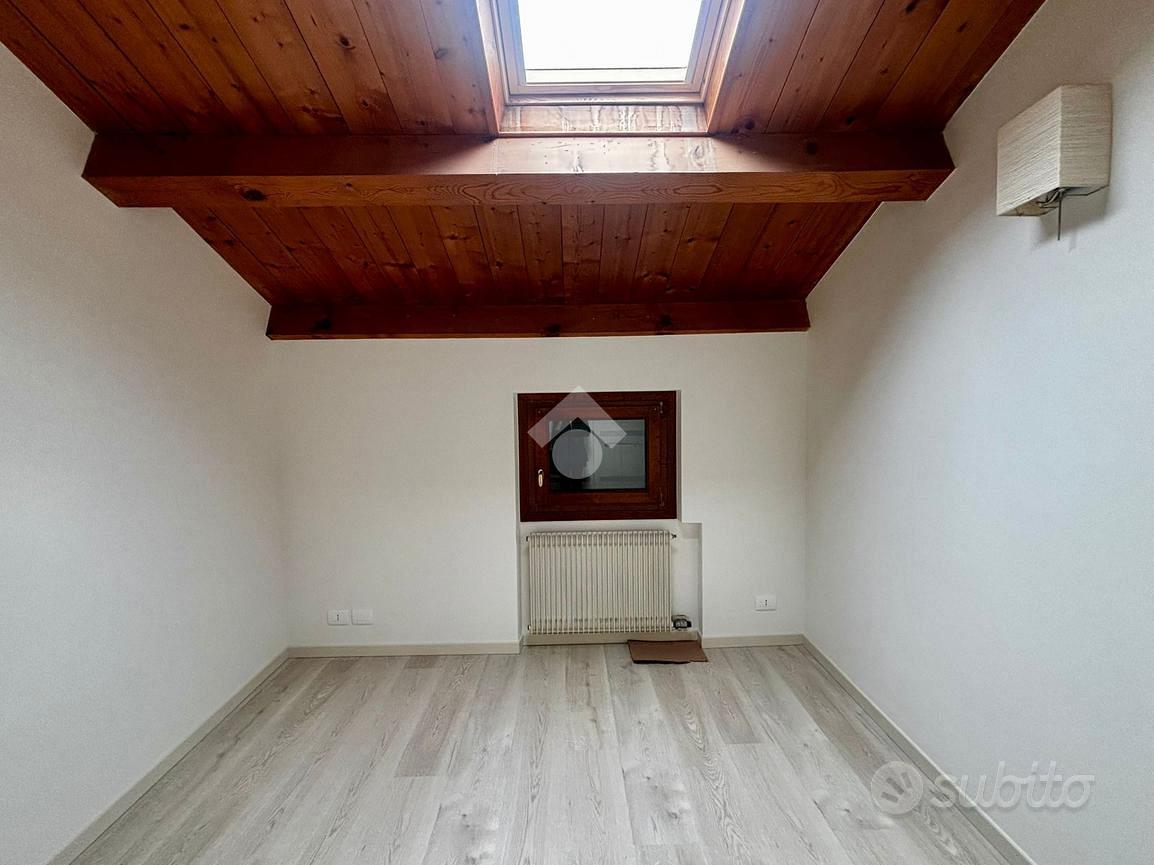 4 LOCALI A PIEVE DI SOLIGO - Vista 5