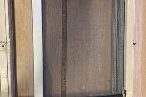 Zanzariera e oscurante 40x40 Dometic , Remis