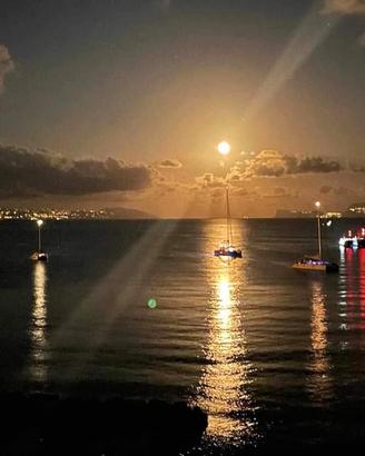 Appartamento sulla Spiaggia della Chiaia a Procida