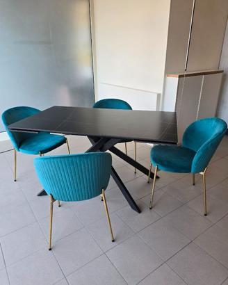 Tavolo in ceramica + 4 sedie