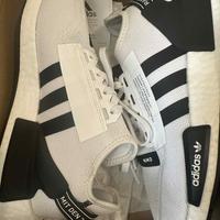 Scarpa Adidas NMD V2 white/black size 43