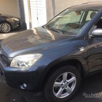 Motore TOYOTA RAV4 anno 2006