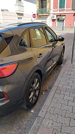 Ford Kuga 1.5 Diesel 120 CV ST-Line