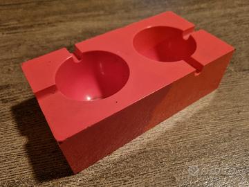 posacenere "O" di Giorgio Soavi design Olivetti