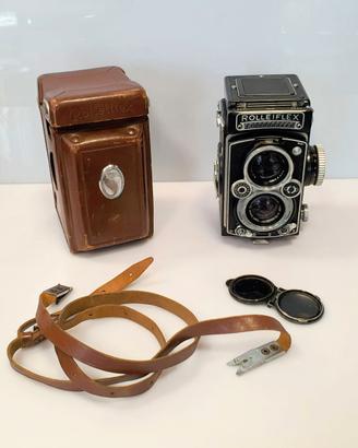 Rolleiflex 1:2.8/75 Planar 1:3.5 f=75 mm.
