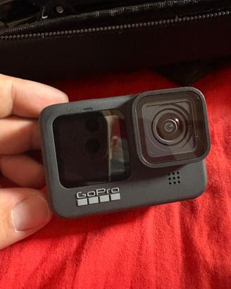 Go pro hero 9 black + doppia batteria+ accessori