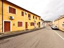 villetta-a-schiera-centrale-con-giardino