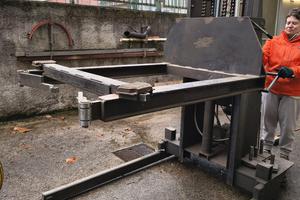 Ponte elevatore autoveicoli artigianale