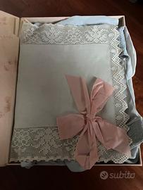 Abbiagliamento e lenzuola ricamate pregiate