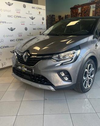 RENAULT Captur 1.3 Mild Hybrid 160cv EDC TECHNO