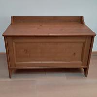 Cassapanca in legno