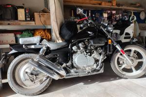 Honda VF 750 c Supermagna