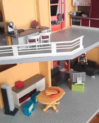 CASA PLAYMOBIL CON ARREDI