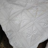 Tessuti antichi ricamati