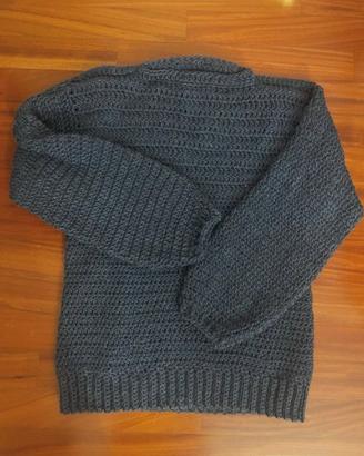 Maglione da uomo all'uncinetto