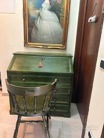 Scrittoio con cassettiera in legno africano
