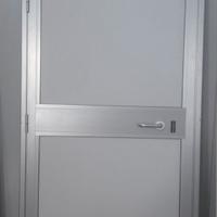 Porta con telaio in alluminio cm 85 x cm 196