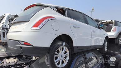 LANCIA DELTA per ricambi
