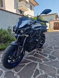 Yamaha MT 10